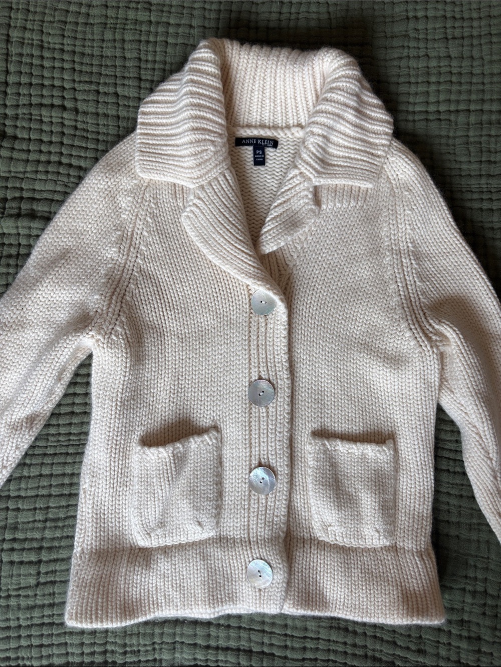 100% Cashmere Sweater
